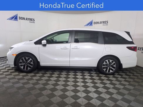 Certified 2025 Honda Odyssey EX-L image 2