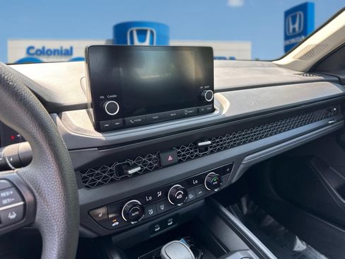 Certified 2025 Honda Accord SE image 24