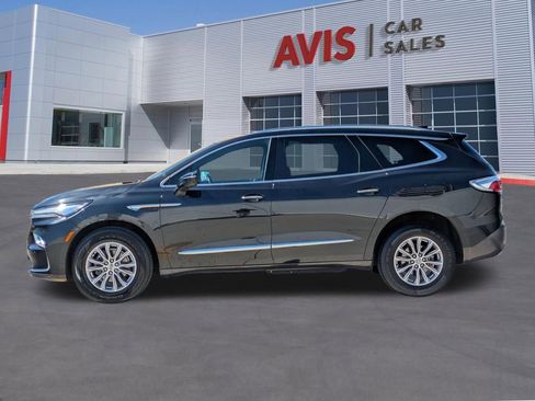 Used 2024 Buick Enclave Premium AWD/4WD image 10