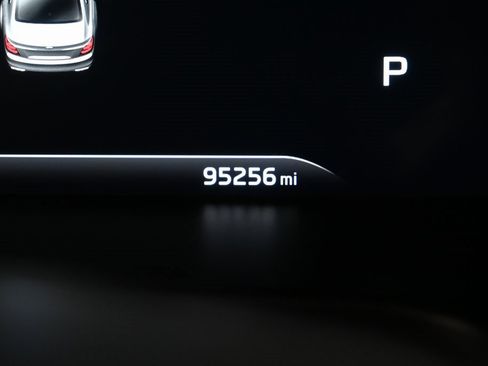 Used 2019 Kia K900 Luxury w/ VIP Package image 29