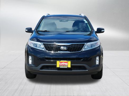 Used 2015 Kia Sorento LX AWD/4WD image 2