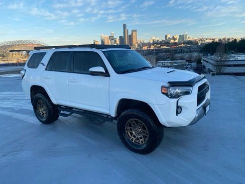 Used 2019 Toyota 4Runner TRD Off-Road image 29