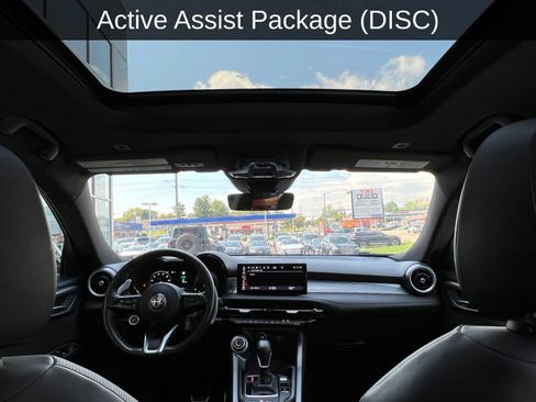 Used 2024 Alfa Romeo Tonale Ti w/ Active Assist Package AWD/4WD image 3