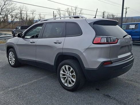 Used 2020 Jeep Cherokee Latitude FWD image 8