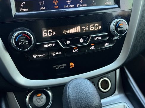 Used 2023 Nissan Murano S FWD image 19