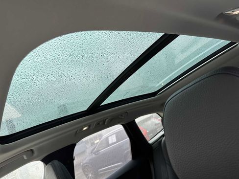 Used 2025 Volvo XC60 B5 Plus w/ Protection Package Premier image 23