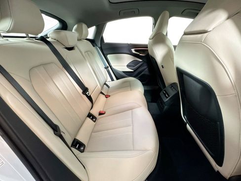 Used 2025 Audi A5 2.0T Prestige w/ 19" Wheel Package image 24