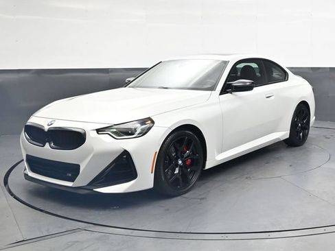 Used 2025 BMW M240i Coupe w/ Premium Package RWD image 9