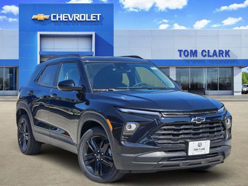 New 2026 Chevrolet TrailBlazer LT w/ Convenience Package FWD image 1