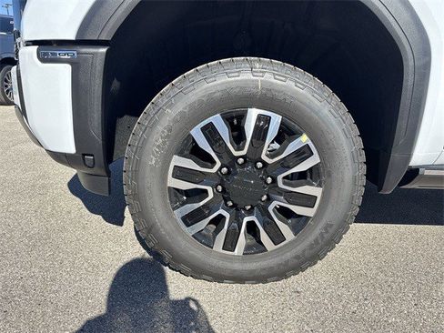 New 2026 GMC Sierra 2500 Denali Ultimate w/ Max Trailering Package image 10