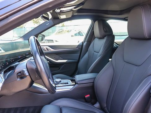Used 2023 BMW i4 eDrive40 RWD image 17