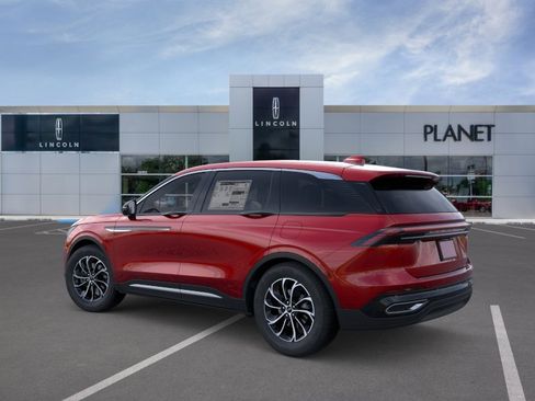 New 2026 Lincoln Nautilus Premier AWD/4WD image 4