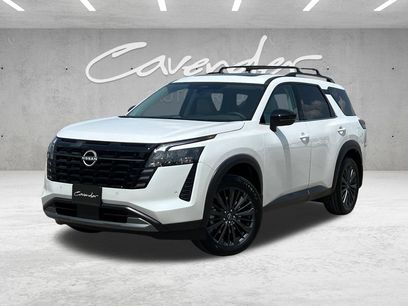 New 2026 Nissan Pathfinder SL w/ SL Premium Package
