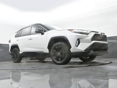 Used 2023 Toyota RAV4 XSE w/ XSE Grade Weather Package AWD/4WD image 9