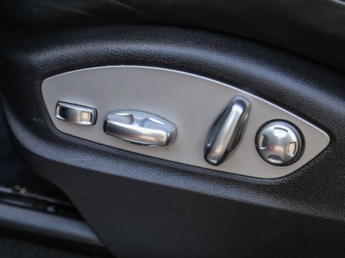 Used 2018 Porsche Macan S AWD/4WD image 20