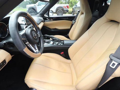 Used 2016 MAZDA MX-5 Miata Grand Touring RWD image 2