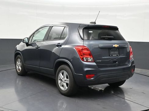 Used 2021 Chevrolet Trax LS w/ Tint and Cruise Package FWD image 3