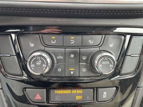 Used 2018 Buick Encore Essence AWD/4WD image 29