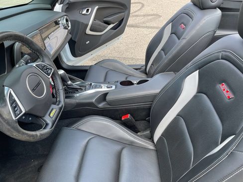 Used 2023 Chevrolet Camaro SS RWD image 38