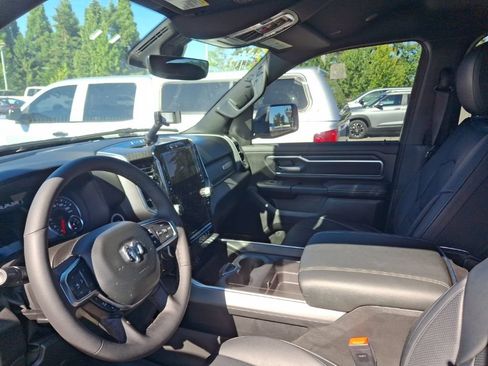 Used 2025 RAM 1500 Big Horn AWD/4WD image 11