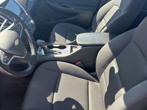 Used 2022 Chevrolet Malibu RS image 5