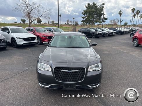 Used 2015 Chrysler 300 Limited w/ Driver Convenience Group image 2