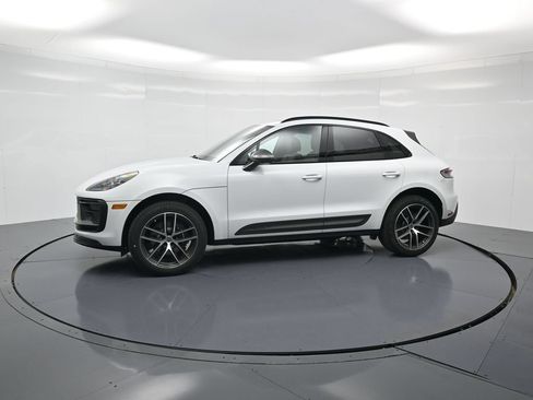 Certified 2026 Porsche Macan Turbo AWD/4WD image 2