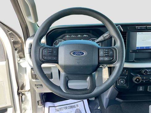 Used 2024 Ford F250 XL w/ STX Appearance Package AWD/4WD image 11