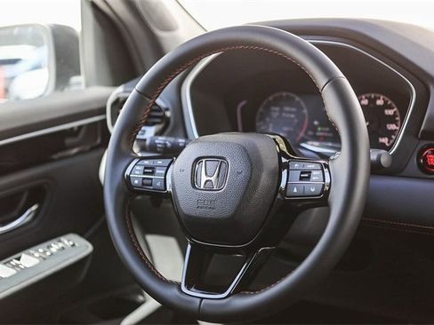 New 2025 Honda Pilot Sport image 5