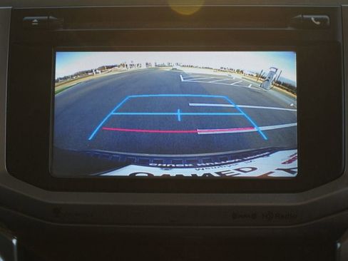 Used 2017 Toyota 4Runner SR5 image 7