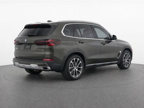 Used 2026 BMW X5 xDrive40i AWD/4WD image 31