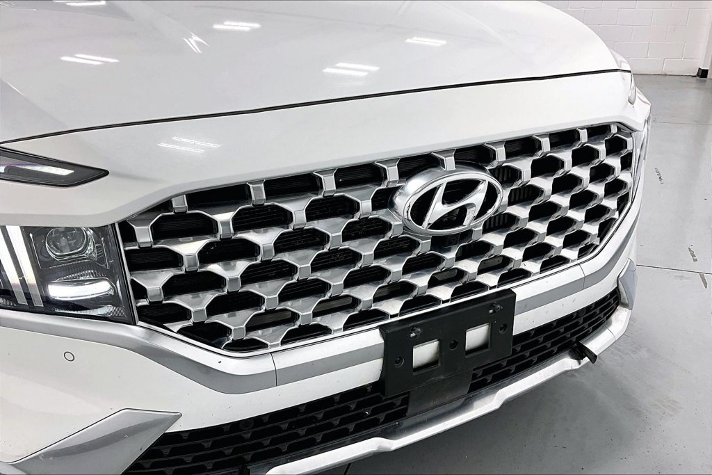 Used 2023 Hyundai Santa Fe Limited FWD image 34