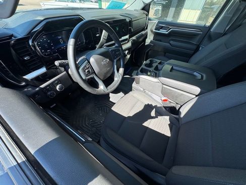 Used 2024 Chevrolet Silverado 1500 RST w/ Z71 Off-Road Package image 2