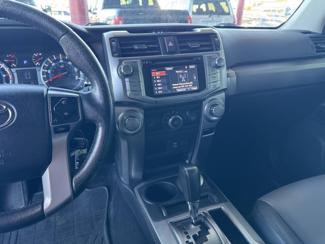 Used 2016 Toyota 4Runner SR5 Premium AWD/4WD image 9
