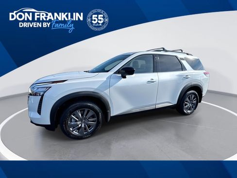New 2026 Nissan Pathfinder SV AWD/4WD image 1