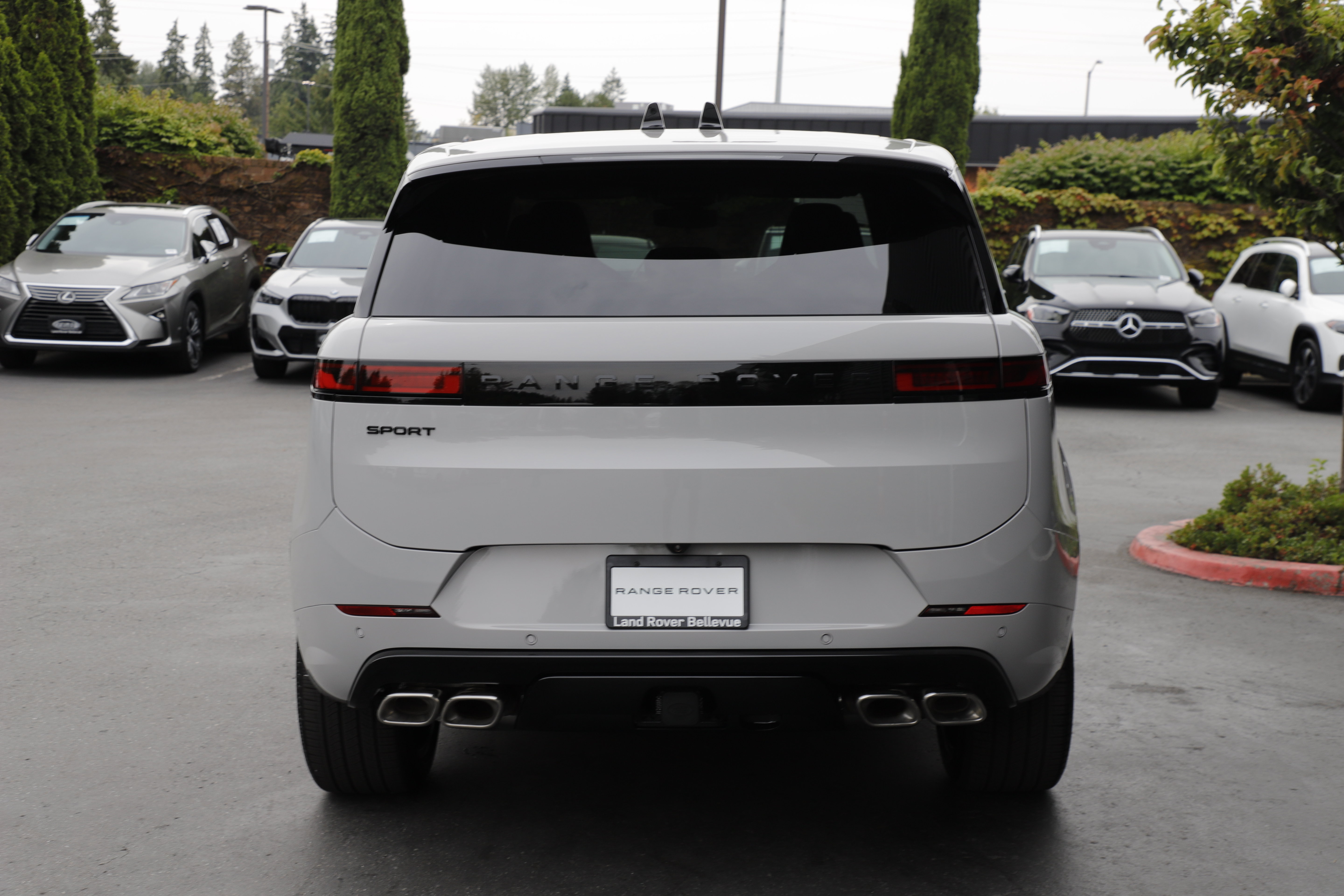 New 2026 Land Rover Range Rover Sport Autobiography AWD/4WD image 5