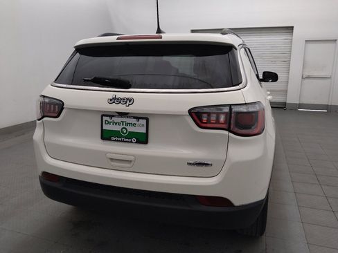 Used 2019 Jeep Compass Latitude FWD image 7