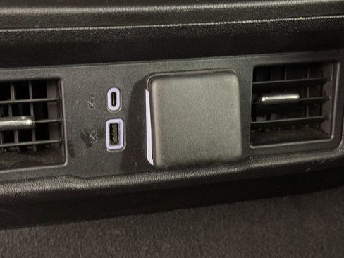 Used 2025 GMC Sierra 1500 SLT image 20