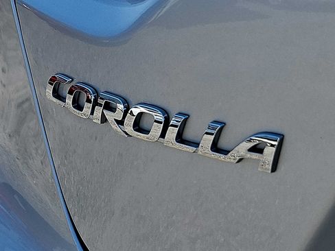 Used 2024 Toyota Corolla LE FWD image 31