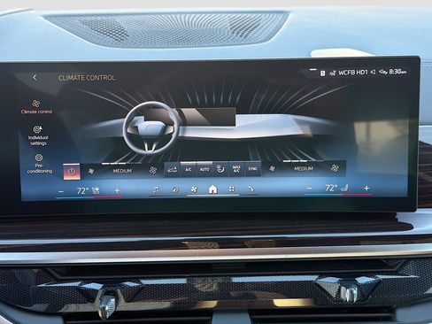 New 2027 BMW X7 xDrive40i image 35