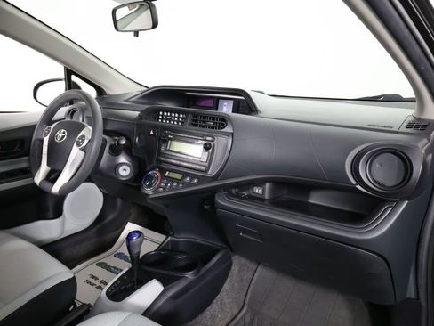 Used 2014 Toyota Prius C One image 23