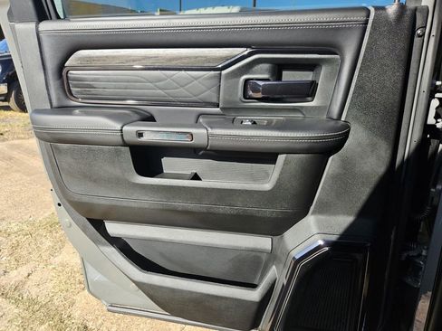 New 2026 RAM 2500 Limited image 32