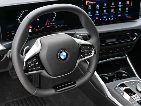 Used 2026 BMW 330i Sedan w/ Premium Package RWD image 9