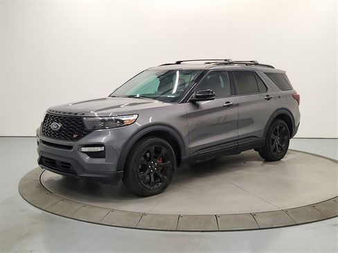 Used 2023 Ford Explorer ST w/ Technology Package image 3