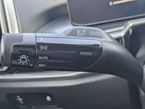 Used 2024 Kia Sorento LX image 26