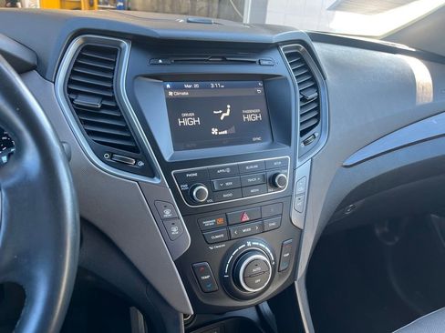 Used 2017 Hyundai Santa Fe Sport 2.0T image 21