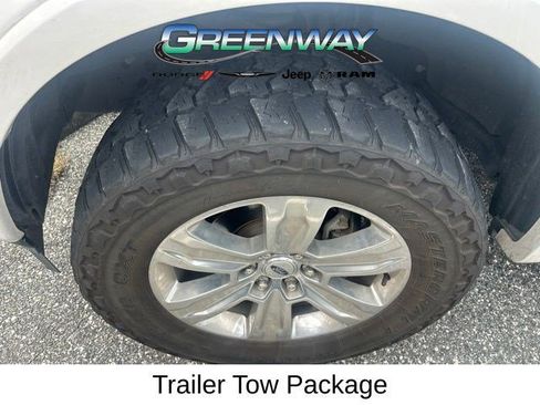 Used 2019 Ford F150 Platinum w/ Equipment Group 701A Luxury AWD/4WD image 3