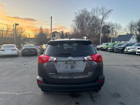 Used 2015 Toyota RAV4 XLE image 10
