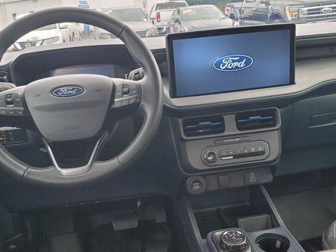 Used 2025 Ford Maverick Lobo AWD/4WD image 7