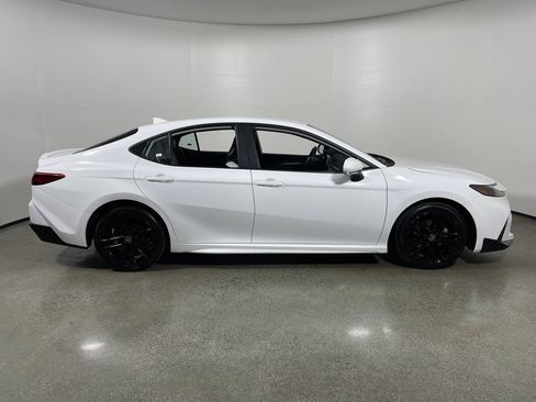 Certified 2025 Toyota Camry SE FWD image 2